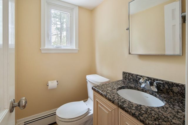 18 Saddle Ridge Rd, Dover, MA 02030