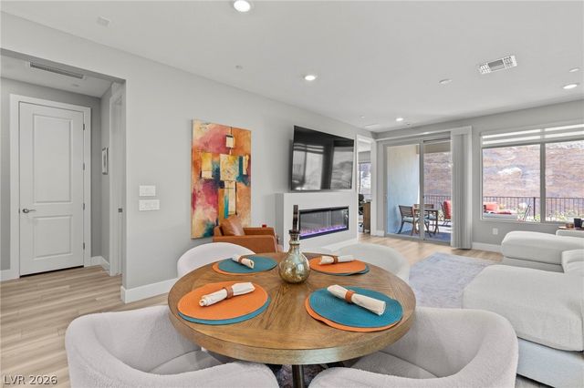 72 Crimson Cactus Avenue, Henderson, NV 89011