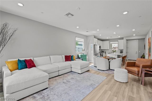 72 Crimson Cactus Avenue, Henderson, NV 89011