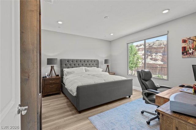 72 Crimson Cactus Avenue, Henderson, NV 89011