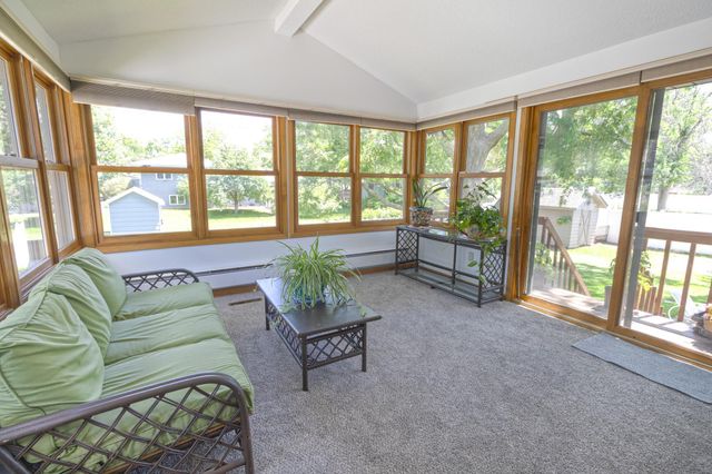 2912 9th Avenue, Anoka, MN 55303