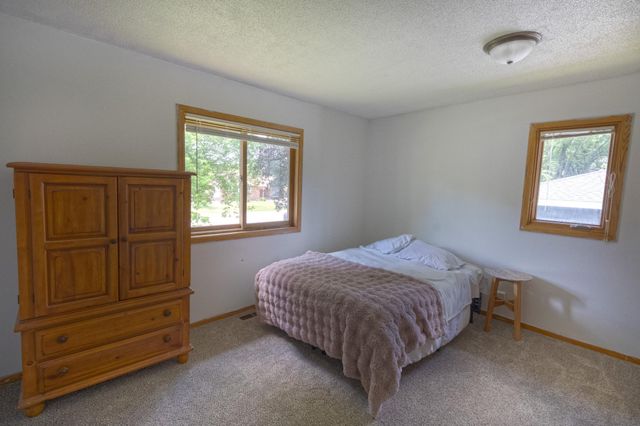 2912 9th Avenue, Anoka, MN 55303