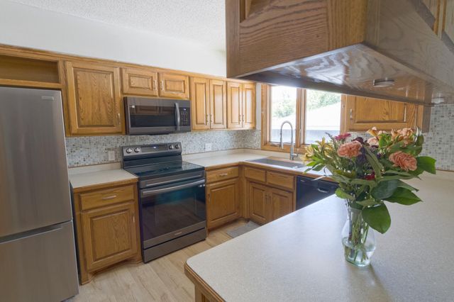 2912 9th Avenue, Anoka, MN 55303