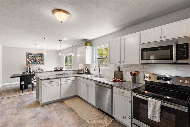 13748 Deer Creek Drive, South Haven, MI 49090