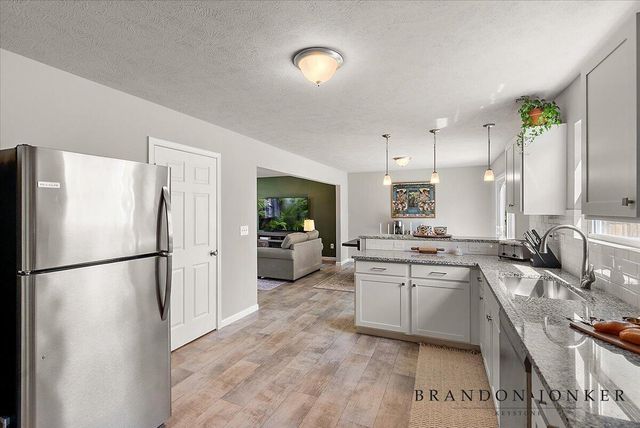 13748 Deer Creek Drive, South Haven, MI 49090