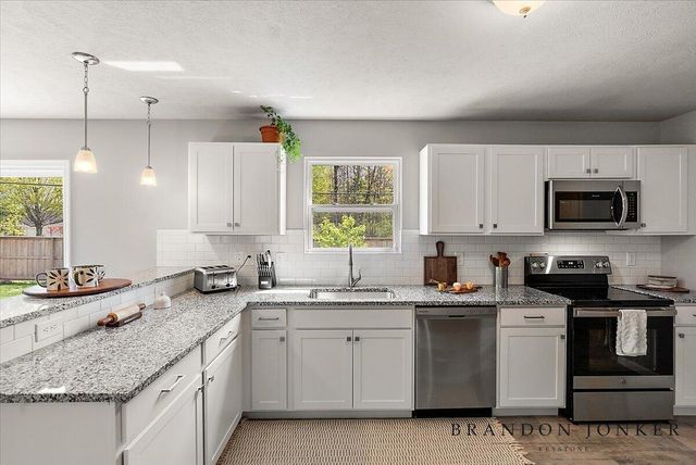 13748 Deer Creek Drive, South Haven, MI 49090