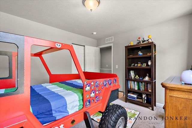 13748 Deer Creek Drive, South Haven, MI 49090