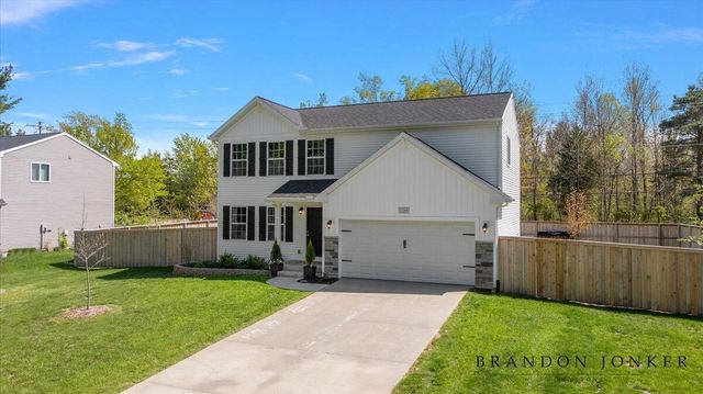 13748 Deer Creek Drive, South Haven, MI 49090
