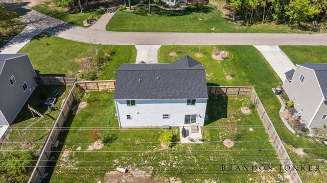 13748 Deer Creek Drive, South Haven, MI 49090
