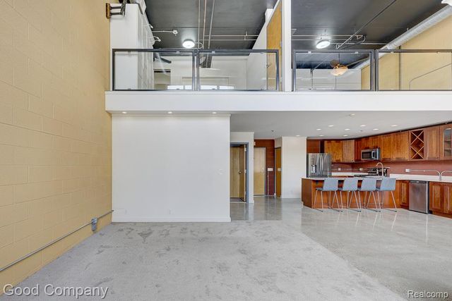 98 N Gratiot Avenue, Mt. Clemens, MI 48043