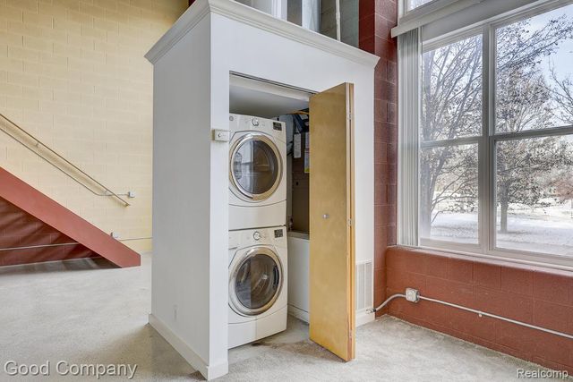 98 N Gratiot Avenue, Mt. Clemens, MI 48043