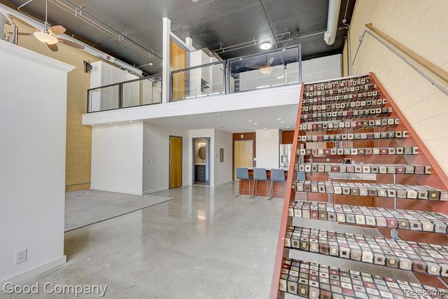 98 N Gratiot Avenue, Mt. Clemens, MI 48043