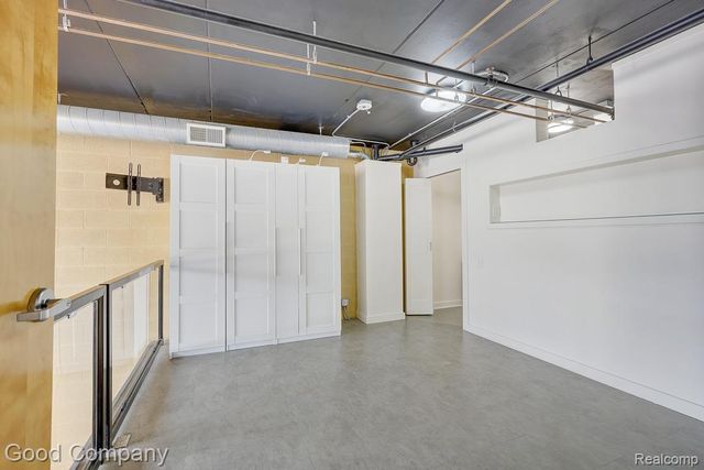 98 N Gratiot Avenue, Mt. Clemens, MI 48043