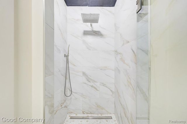 98 N Gratiot Avenue, Mt. Clemens, MI 48043