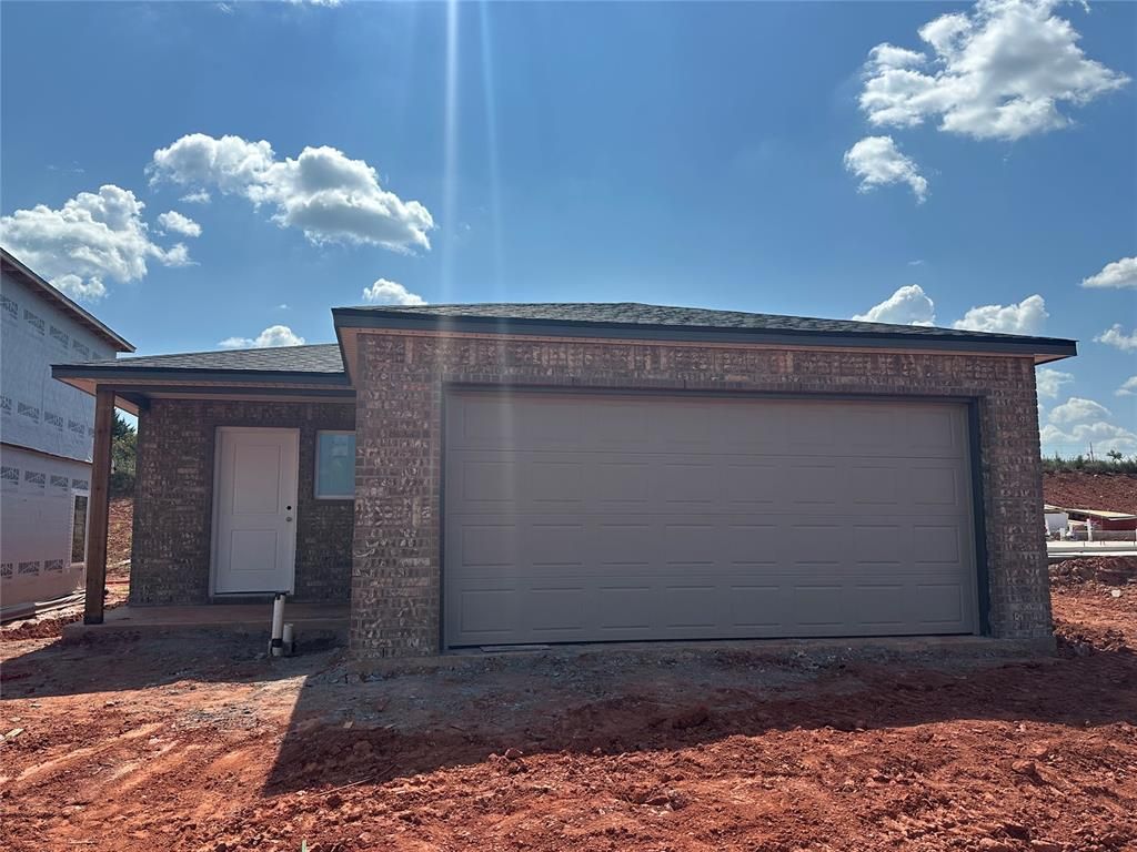 1221 Colt Drive, Guthrie, OK 73044