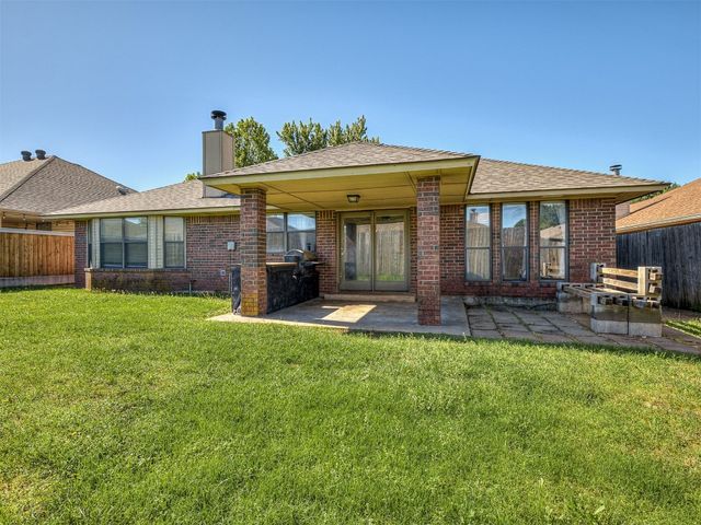 1621 Park View Place, Edmond, OK 73003