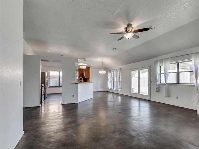 1621 Park View Place, Edmond, OK 73003