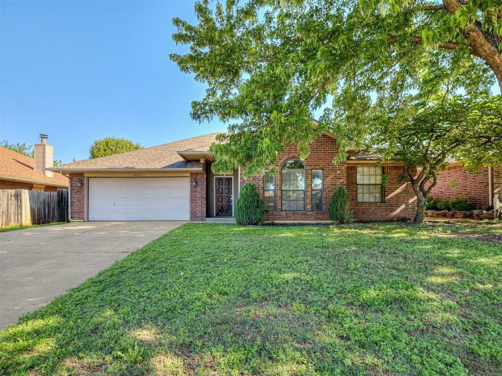 1621 Park View Place, Edmond, OK 73003
