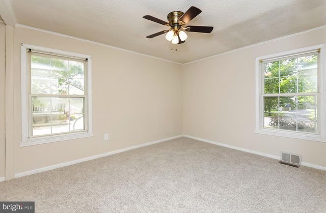 213 UNION ST, Fieldsboro, NJ 08505
