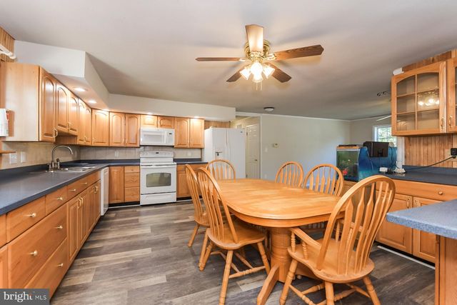 213 UNION ST, Fieldsboro, NJ 08505