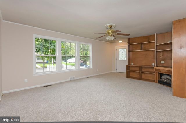 213 UNION ST, Fieldsboro, NJ 08505