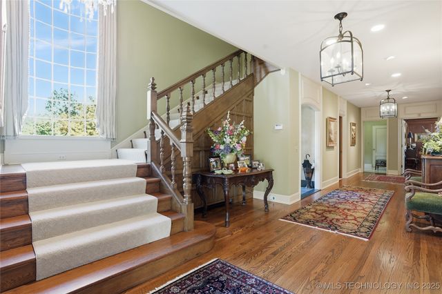 3132 COLUMBIA CIR Circle, Tulsa, OK 74105