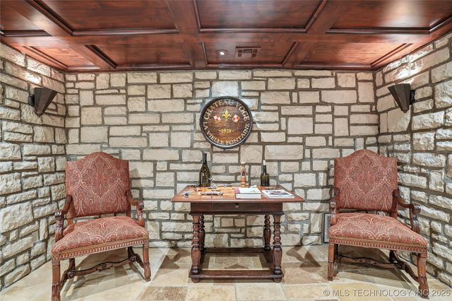 3132 COLUMBIA CIR Circle, Tulsa, OK 74105