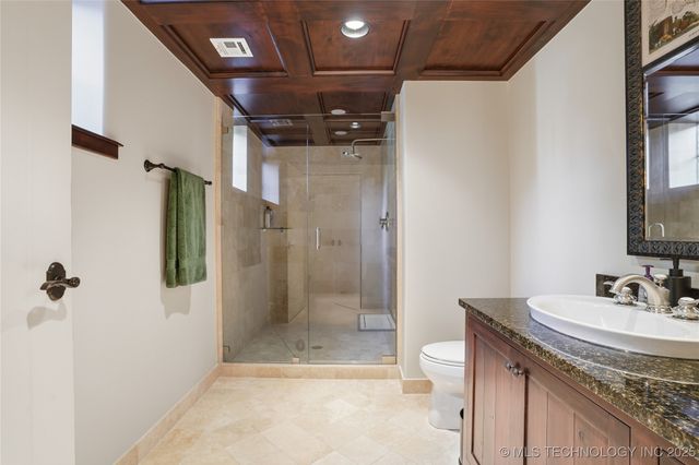 3132 COLUMBIA CIR Circle, Tulsa, OK 74105