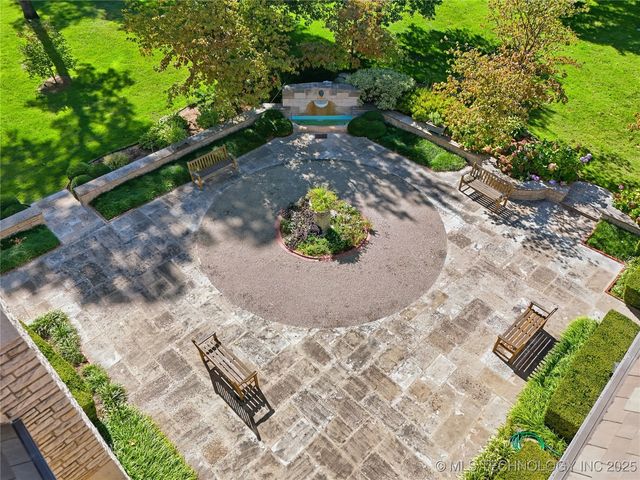 3132 COLUMBIA CIR Circle, Tulsa, OK 74105