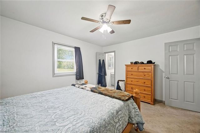 301 Waltz Farm DR, Williamsburg, VA 23185
