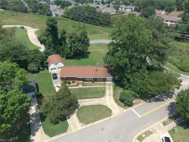 301 Waltz Farm DR, Williamsburg, VA 23185