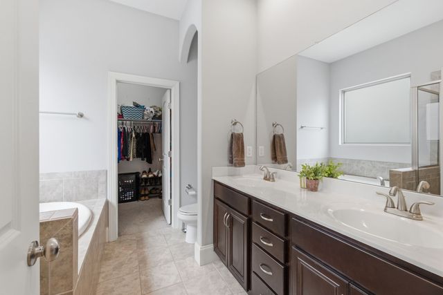 1581 Brockton Ln, Nashville, TN 37221