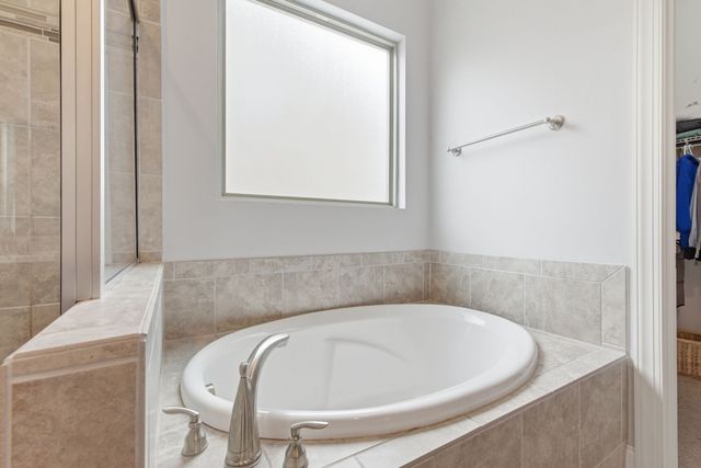 1581 Brockton Ln, Nashville, TN 37221