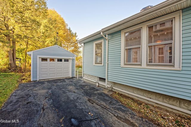 105 Sacandaga Road, Scotia, NY 12302