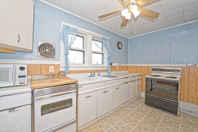 105 Sacandaga Road, Scotia, NY 12302