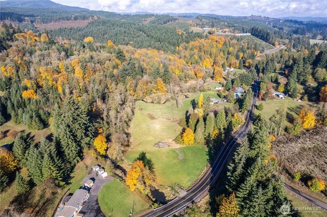 2104 Delameter Road, Castle Rock, WA 98611