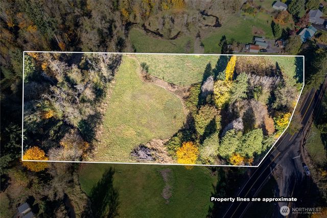 2104 Delameter Road, Castle Rock, WA 98611