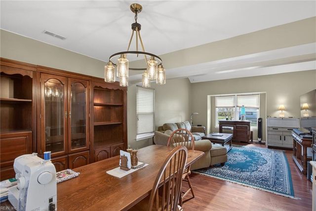 222 Susan Newton LN, Yorktown, VA 23693