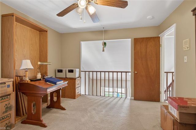 222 Susan Newton LN, Yorktown, VA 23693