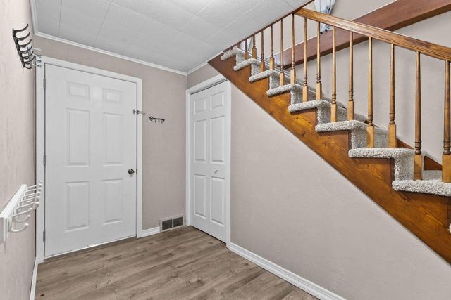 1937 SIMPSON STREET, Oshkosh, WI 54902