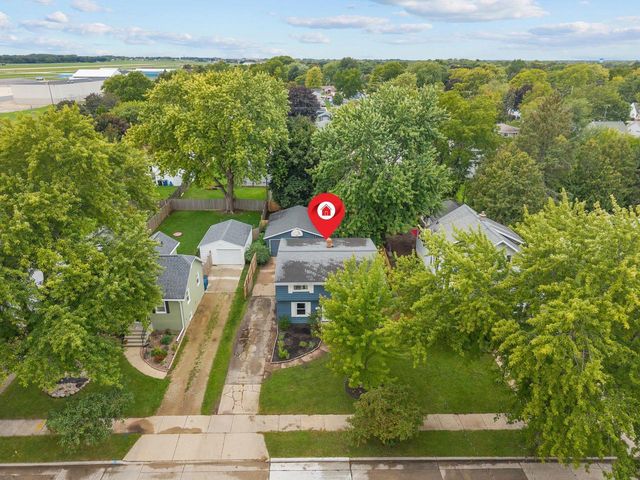 1937 SIMPSON STREET, Oshkosh, WI 54902