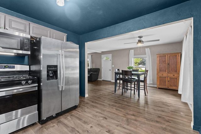 1937 SIMPSON STREET, Oshkosh, WI 54902