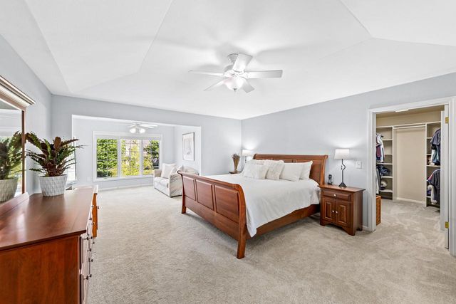N29W26152 Coachman DRIVE, Pewaukee, WI 53072