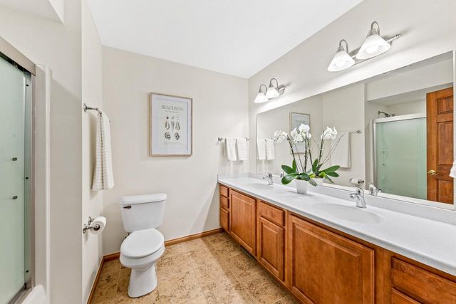 N29W26152 Coachman DRIVE, Pewaukee, WI 53072