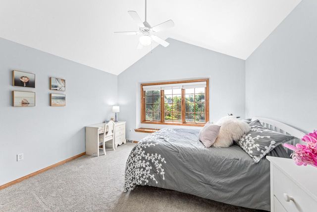 N29W26152 Coachman DRIVE, Pewaukee, WI 53072