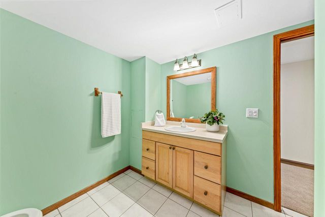N29W26152 Coachman DRIVE, Pewaukee, WI 53072