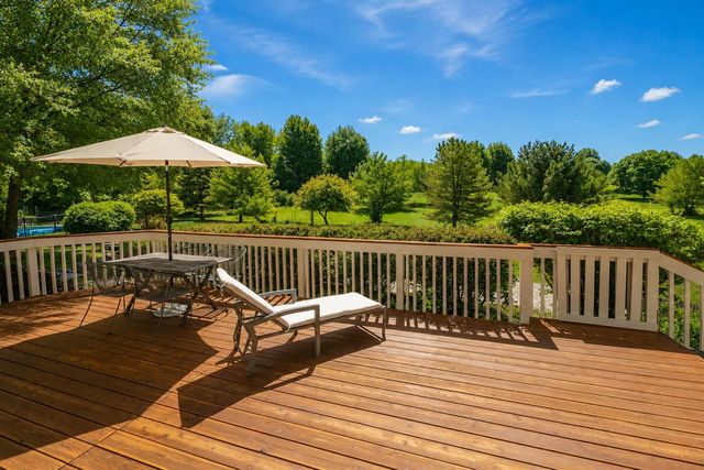 N29W26152 Coachman DRIVE, Pewaukee, WI 53072