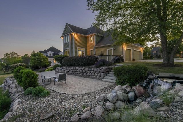 N29W26152 Coachman DRIVE, Pewaukee, WI 53072