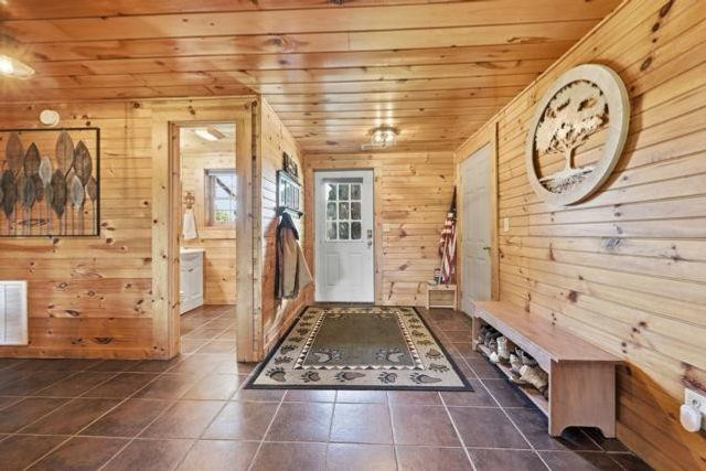 1440 Valley View Heights Lane, Andrews, NC 28901