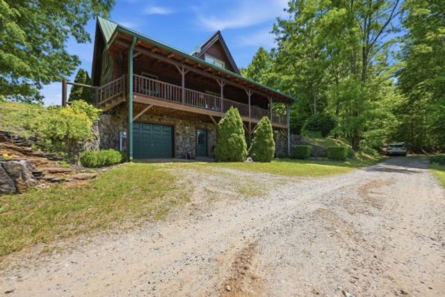 1440 Valley View Heights Lane, Andrews, NC 28901